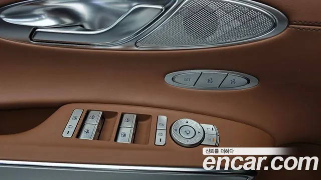 Genesis GV70 2.5T Бензин 2WD — Фото автомобиля 27