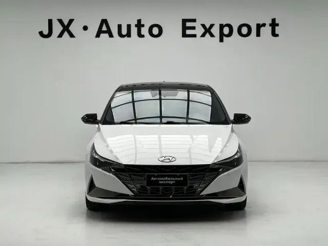 Hyundai Elantra 2022 240TGDi DCT LUX Premium Edition — Фото автомобиля 2