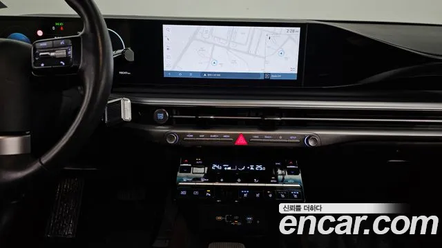Hyundai Grandeur Grandeur (GN7) 2.5 Бензин 2WD — Фото автомобиля 15