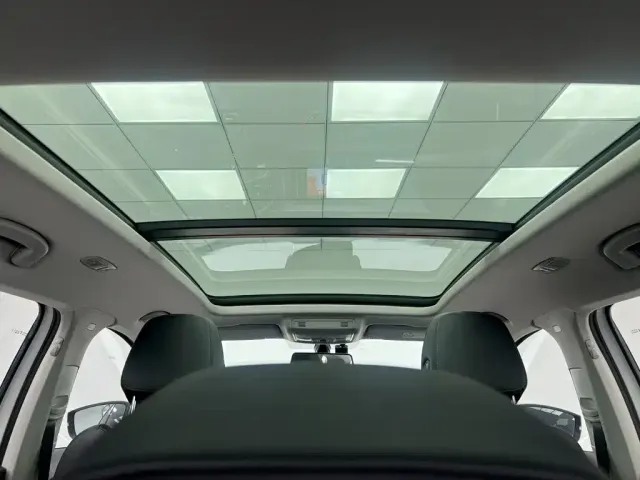 Skoda Karoq — Фото автомобиля 18