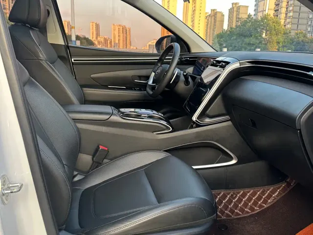 Hyundai Tucson — Фото автомобиля 13