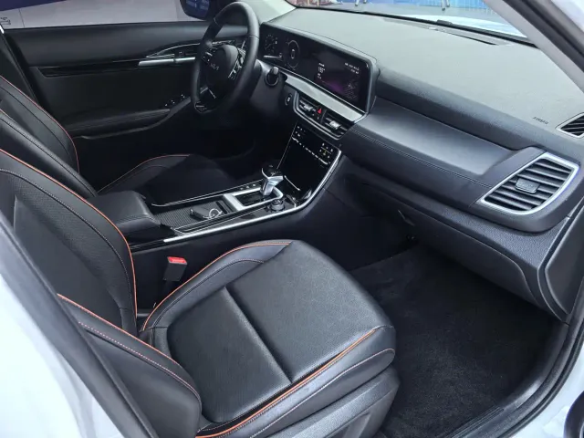 Kia Seltos — Фото автомобиля 8