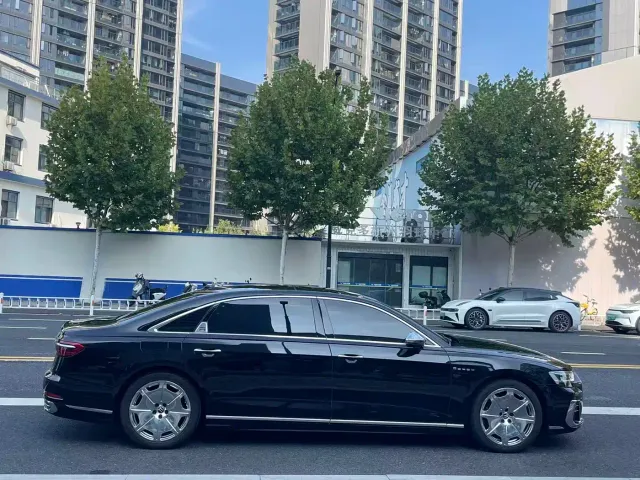 Audi A8 — Фото автомобиля 8