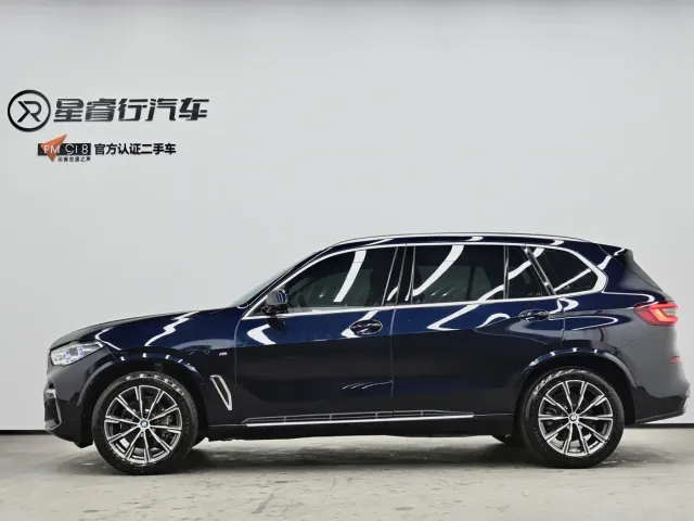 BMW X5 — Фото автомобиля 6