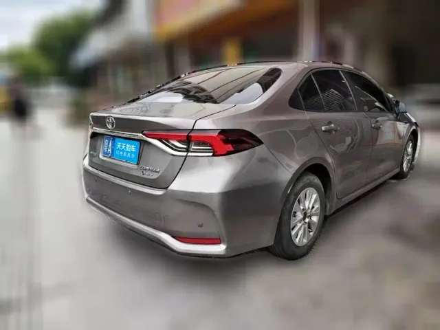 Toyota Corolla — Фото автомобиля 2