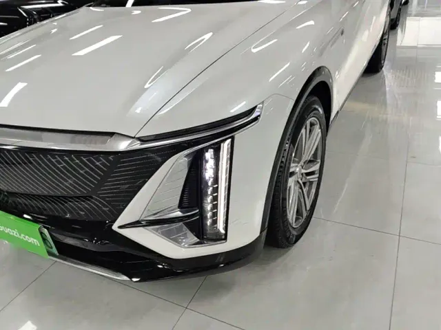Cadillac Lyriq — Фото автомобиля 23