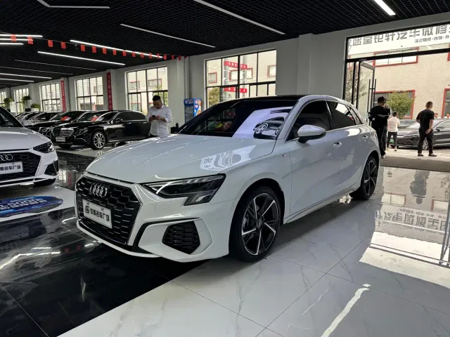 Фотография автомобиля — Audi A3