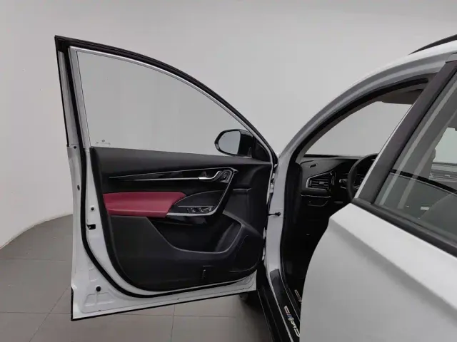 Dongfeng Fengshen AX7 — Фото автомобиля 8