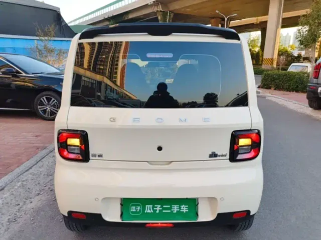 Geely Panda — Фото автомобиля 5