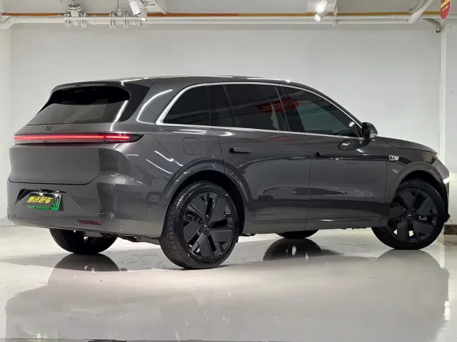 Li Auto L6 — Фото автомобиля 8