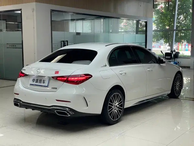Mercedes-Benz C-Class — Фото автомобиля 25