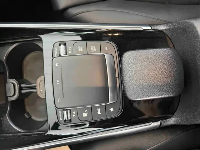 Mercedes-Benz GLB-Class — Фото автомобиля 14