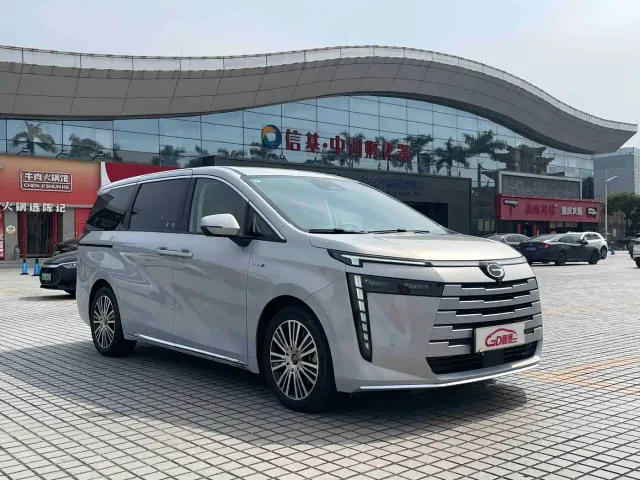 GAC Trumpchi E8 — Фото автомобиля 3