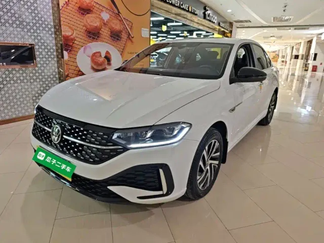 Фотография автомобиля — Volkswagen Lavida