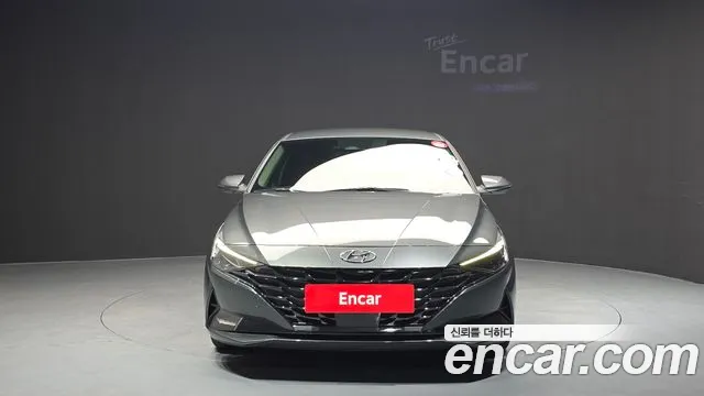Hyundai AVANTE Avante (CN7) — Фото автомобиля 3