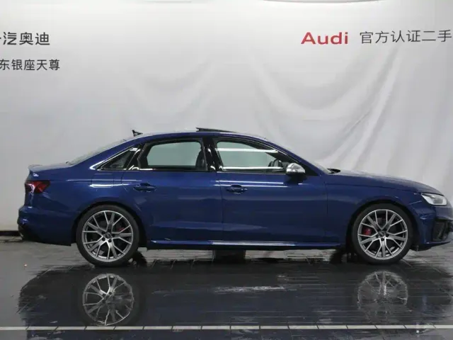 Audi S4 — Фото автомобиля 4