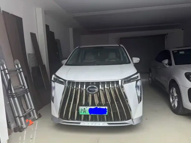 GAC Trumpchi E9 — Фото автомобиля 2