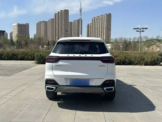 Chery Tiggo 8 — Фото автомобиля 11
