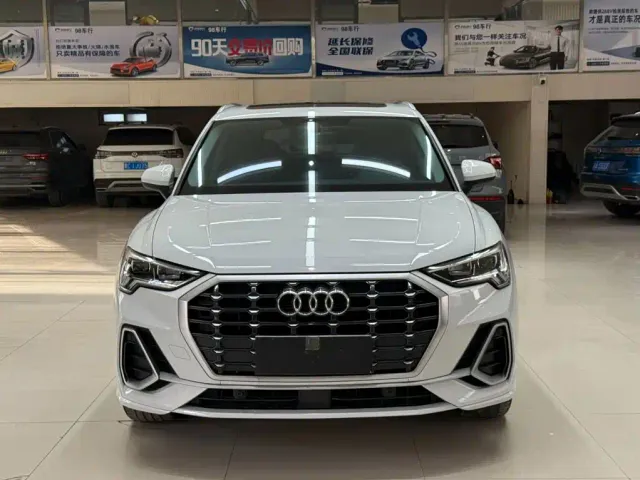 Audi Q3 — Фото автомобиля 2