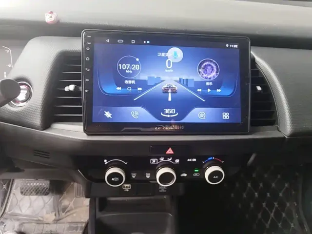 Honda Fit — Фото автомобиля 17