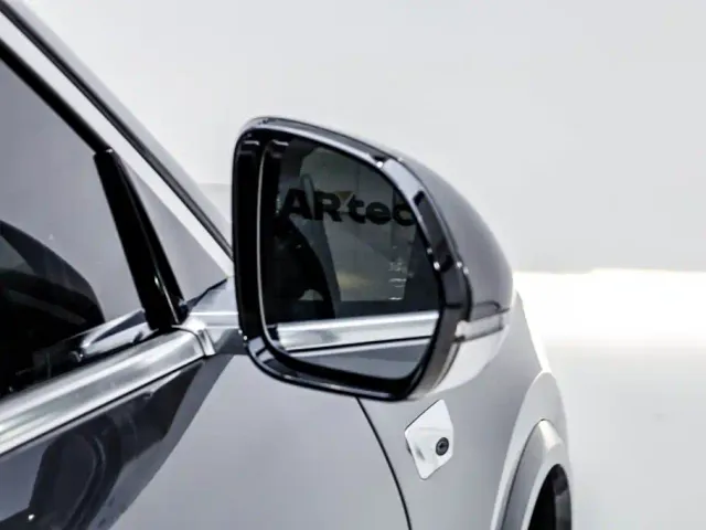 Li Auto L9 — Фото автомобиля 7