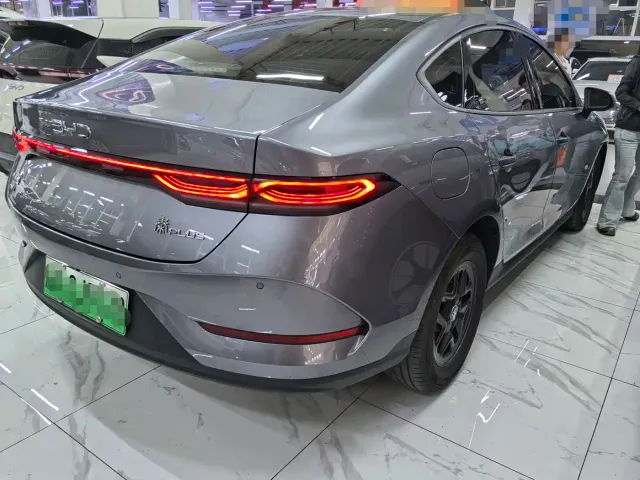 BYD Qin PLUS — Фото автомобиля 5