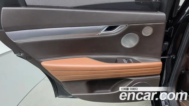 Genesis G80 Бензин 2.5 турбо AWD — Фото автомобиля 19