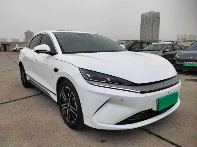BYD Qin L — Фото автомобиля 3