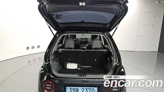 Hyundai Casper Casper Electric Inspiration — Фото автомобиля 20