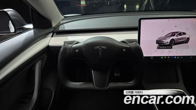 Tesla Model 3 — Фото автомобиля 13