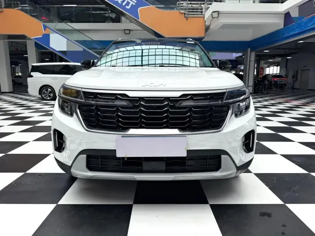Kia Seltos — Фото автомобиля 2