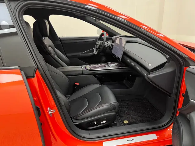 Xiaomi SU7 — Фото автомобиля 27