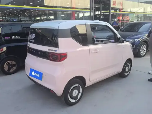 Wuling Hongguang Mini EV — Фото автомобиля 3