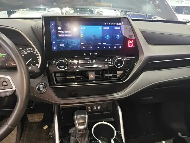 Toyota Highlander 2022 380T 4WD Premium 7-Seater — Фото автомобиля 12