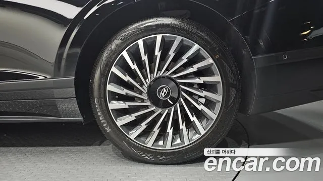 Hyundai Grandeur — Фото автомобиля 18