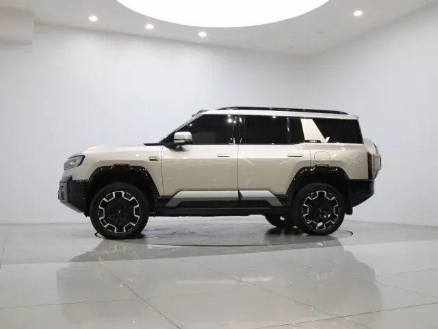 BYD FangChengBao Leopard 8 — Фото автомобиля 8