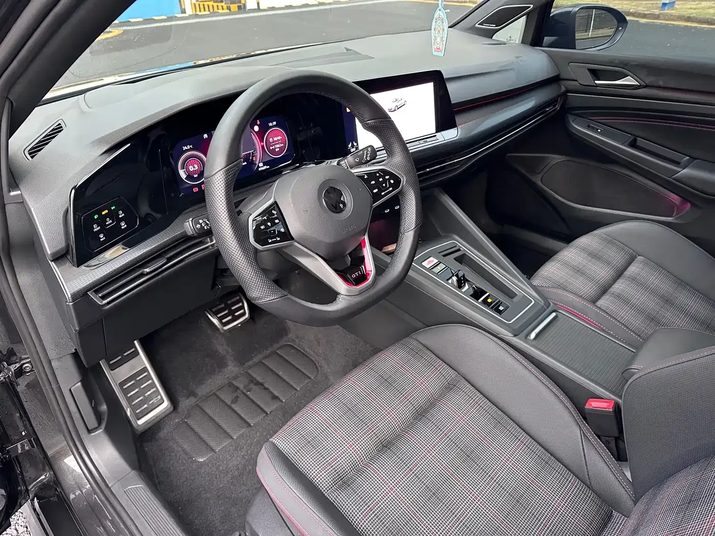 Volkswagen Golf GTI 2021 380TSI DSG GTI — Фото автомобиля 7