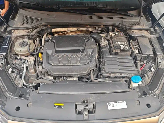Volkswagen Passat — Фото автомобиля 10