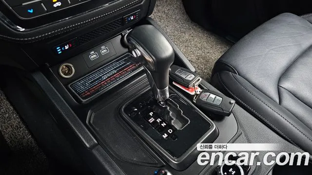 KG_Mobility_Ssangyong Rexton Новый Rexton Sport Khan Дизель 2.2 4WD — Фото автомобиля 9