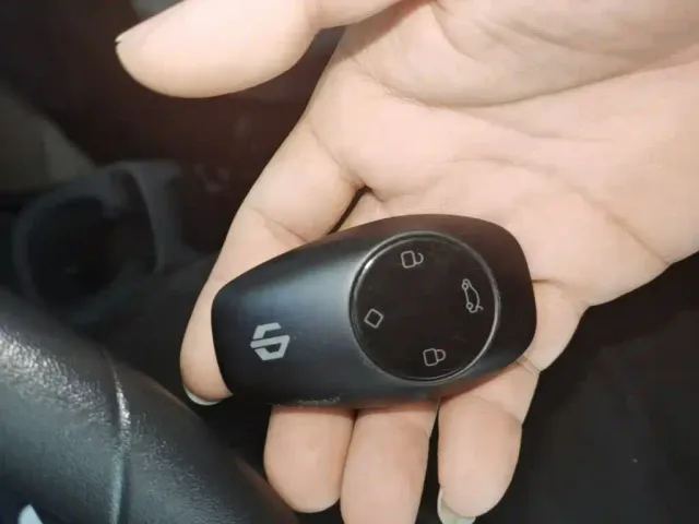 Leapmotor T03 — Фото автомобиля 8