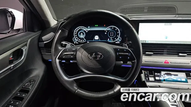 Hyundai Grandeur New — Фото автомобиля 18