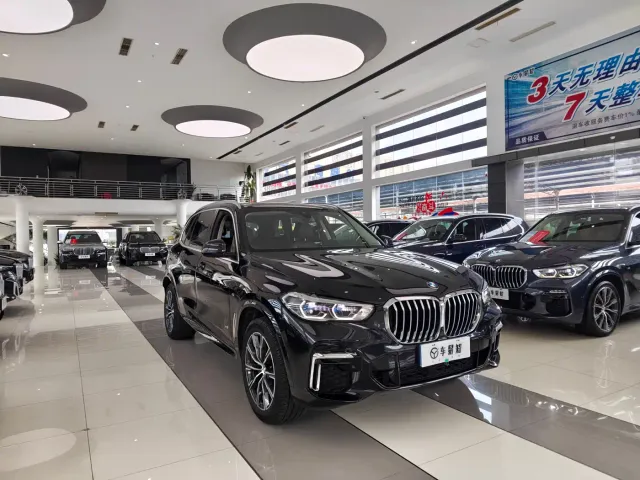 BMW X5 — Фото автомобиля 3