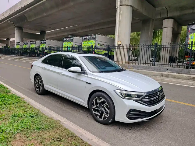 Volkswagen Sagitar — Фото автомобиля 7