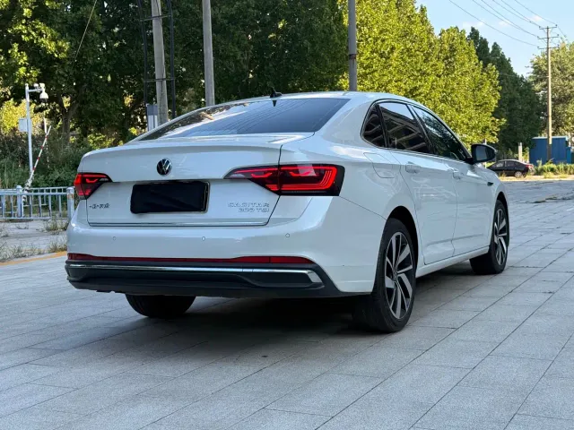Volkswagen Sagitar — Фото автомобиля 14