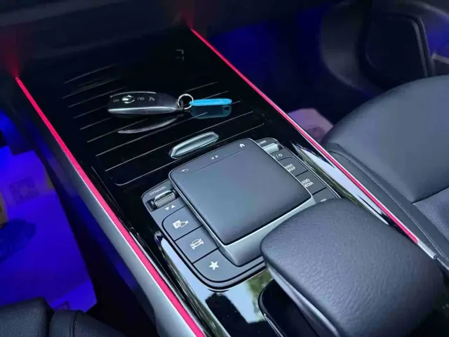 Mercedes-Benz GLB-Class — Фото автомобиля 11