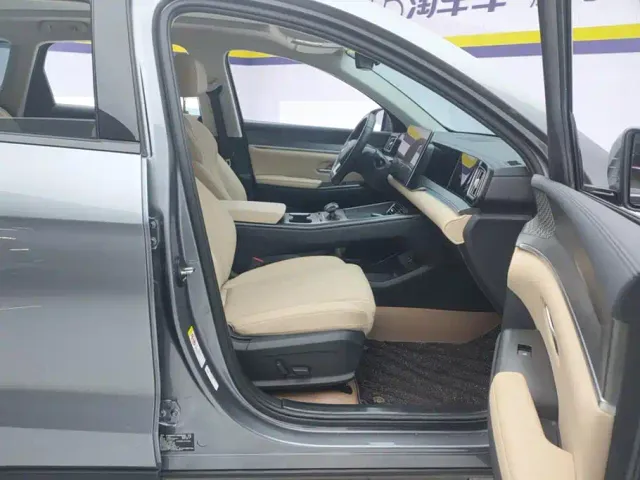 BYD Song Pro — Фото автомобиля 8