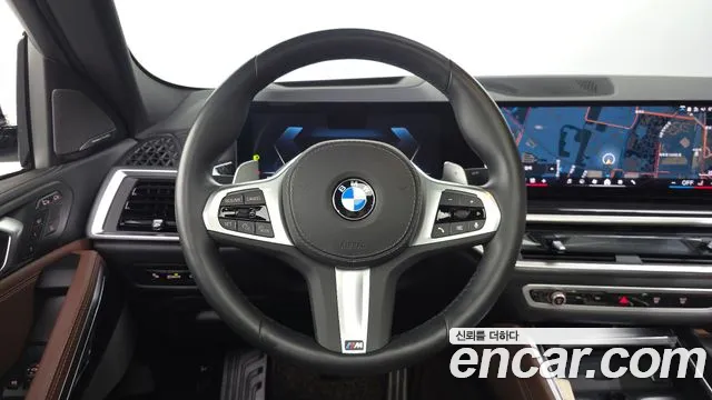 BMW X6 xDrive40i M Sport — Фото автомобиля 13