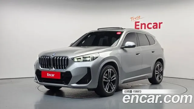 Фотография автомобиля — BMW X1 U11