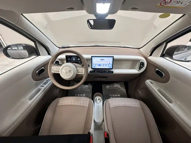 Wuling Hongguang Mini EV — Фото автомобиля 6