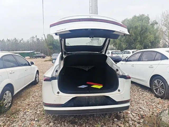 Changan Qiyuan A07 — Фото автомобиля 18